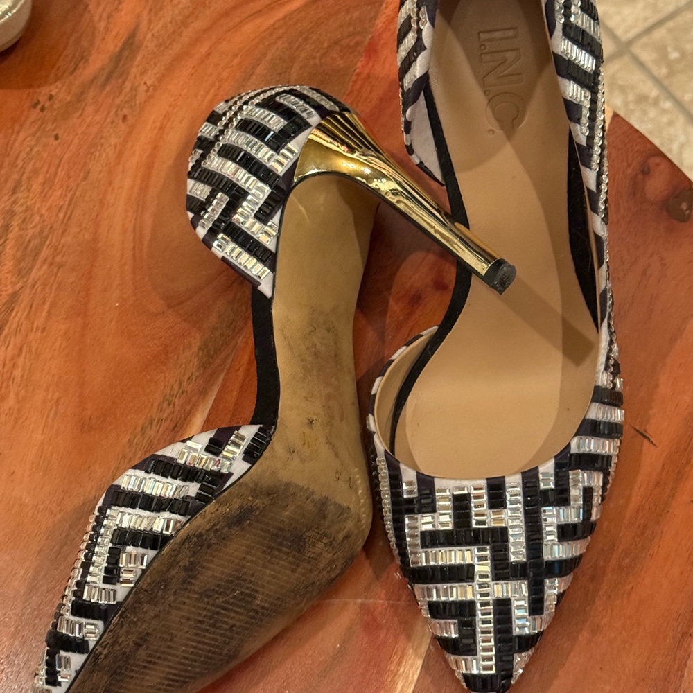 I.N.C. International “Maze” Elegant Black and White Heels - Picture 5 of 5